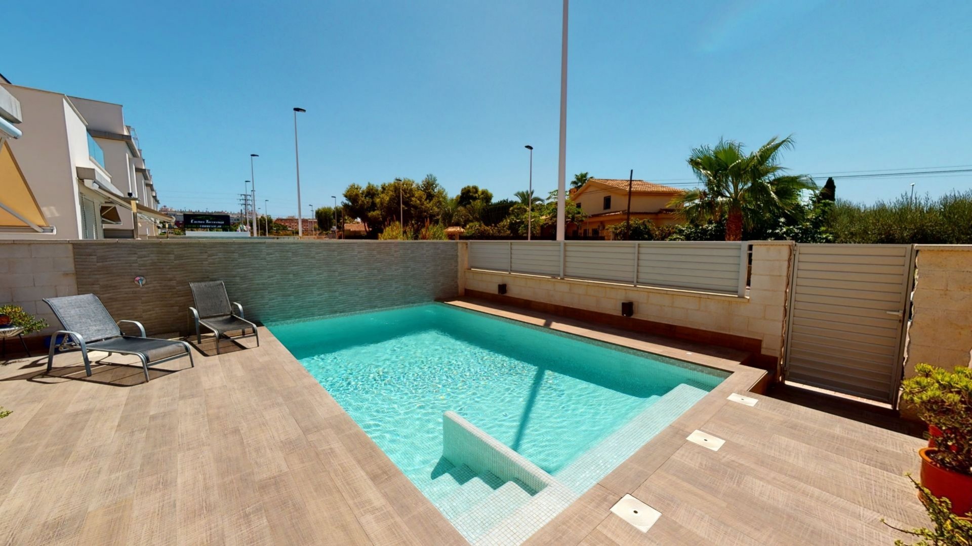 Property Image 3 Property Image 3